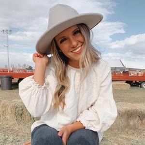 Meet your Posher, Kylie